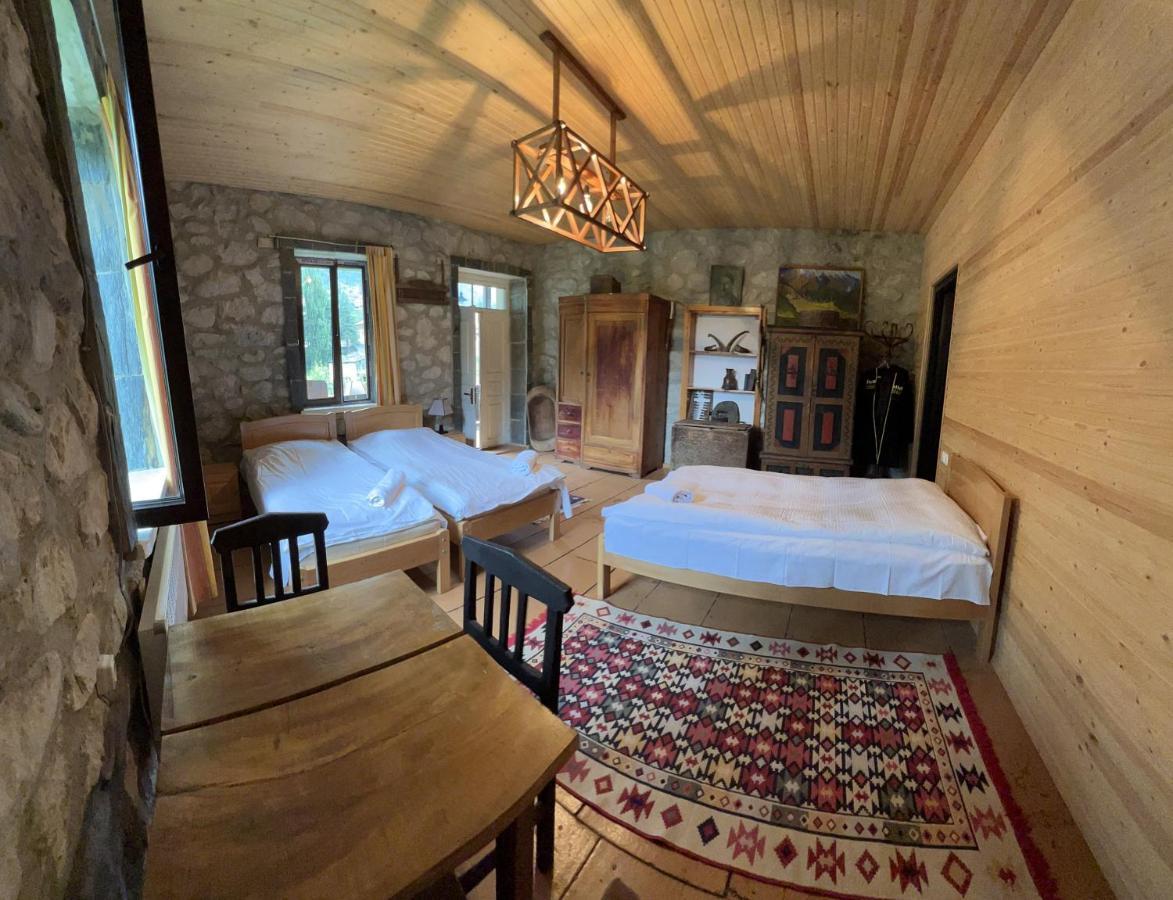 Hotel Mushkudiani Manor Mestia Esterno foto