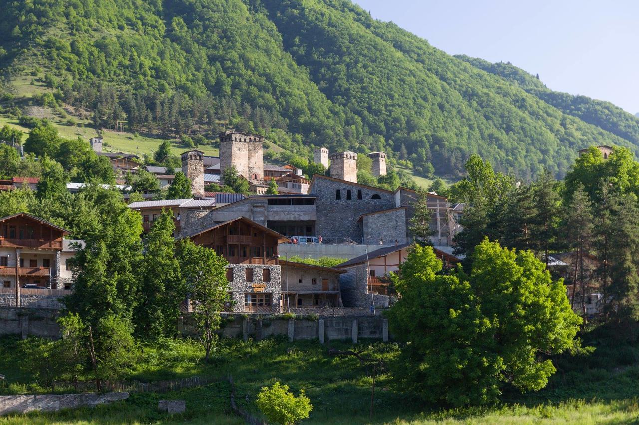 Hotel Mushkudiani Manor Mestia Esterno foto