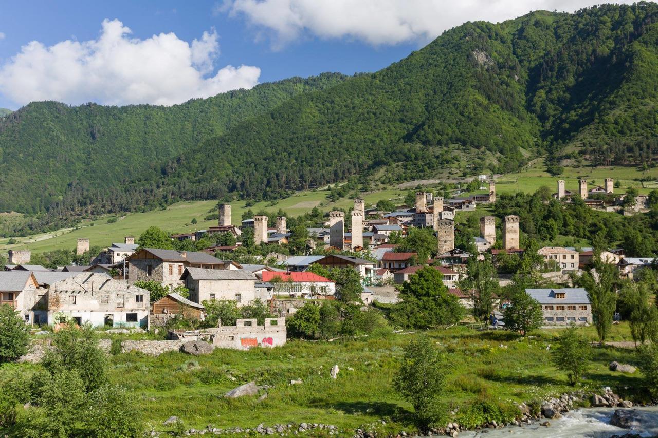 Hotel Mushkudiani Manor Mestia Esterno foto