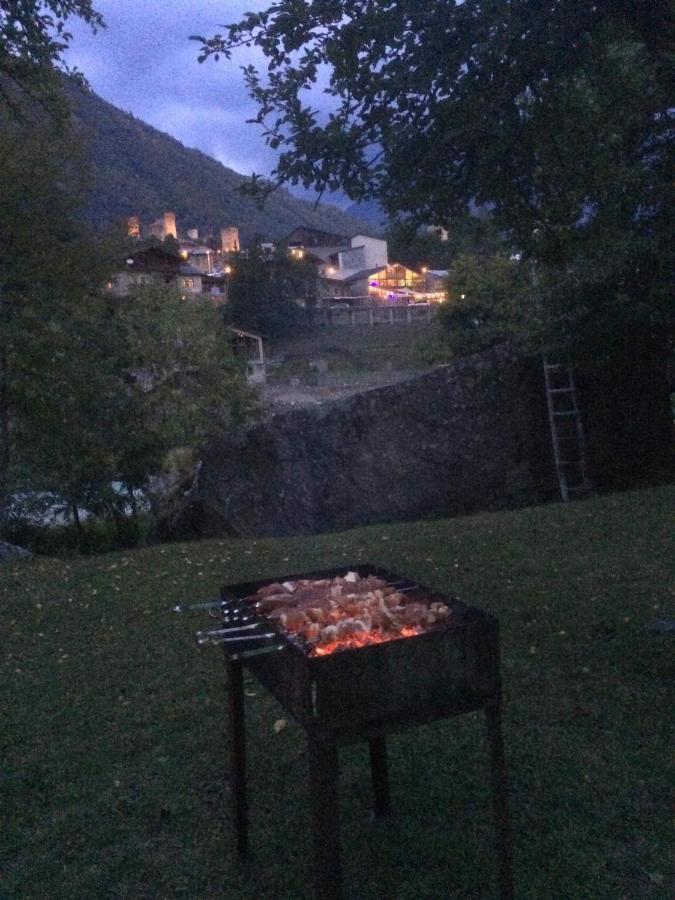Hotel Mushkudiani Manor Mestia Esterno foto